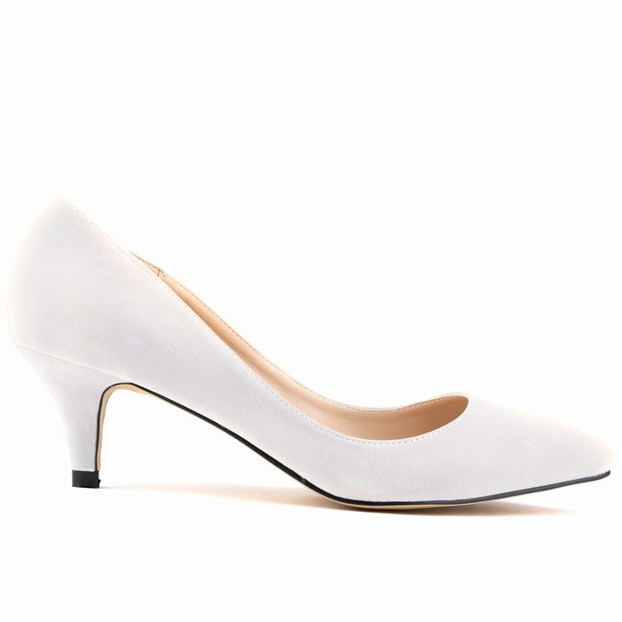 Pinpoint Perfection: The Low-Cut Stiletto