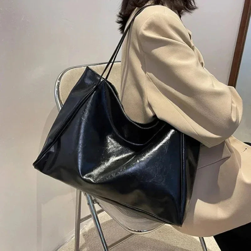 Women Casual Shoulder & Hand Tote Bag Fashion Underarm Pouch Large Capacity Soft Pu Leather Shoulder Bag Retro Crossbody Bag Casual Portable BucketBags