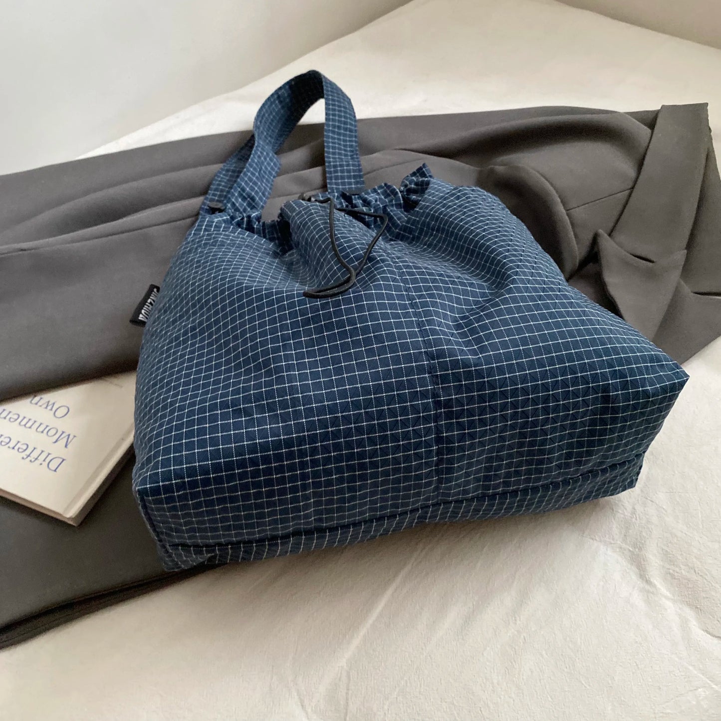 Handbags for women. Leisure big bag female 2025 new fashion cloth shoulder bag large capacity tote bag commuter messenger bag
