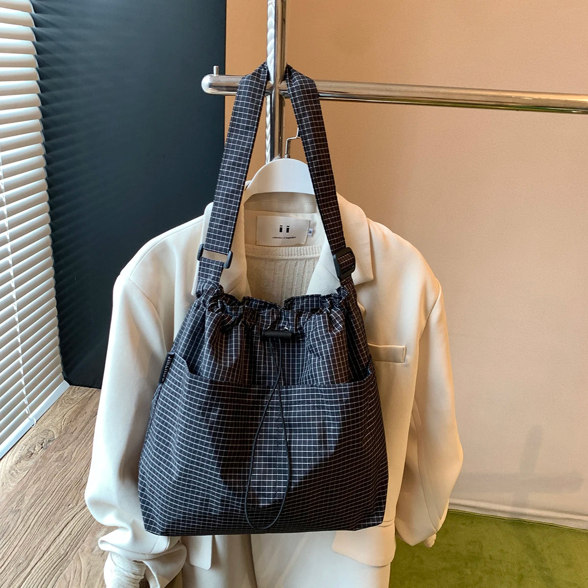 Handbags for women. Leisure big bag female 2025 new fashion cloth shoulder bag large capacity tote bag commuter messenger bag
