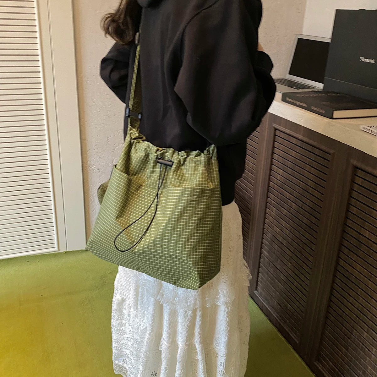 Handbags for women. Leisure big bag female 2025 new fashion cloth shoulder bag large capacity tote bag commuter messenger bag