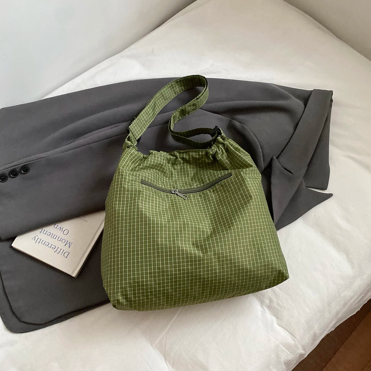 Handbags for women. Leisure big bag female 2025 new fashion cloth shoulder bag large capacity tote bag commuter messenger bag