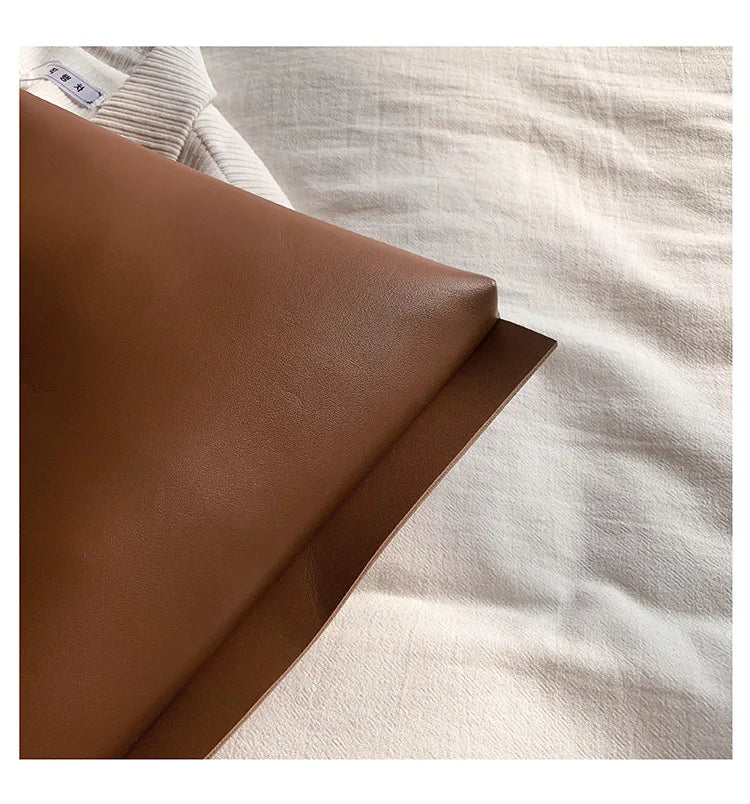 Tote Bag Women's Retro Soft Leather Underarm Bags 2023 New Autumn Winter Large Capacity Commute Bucket Shoulder Bags Trend
